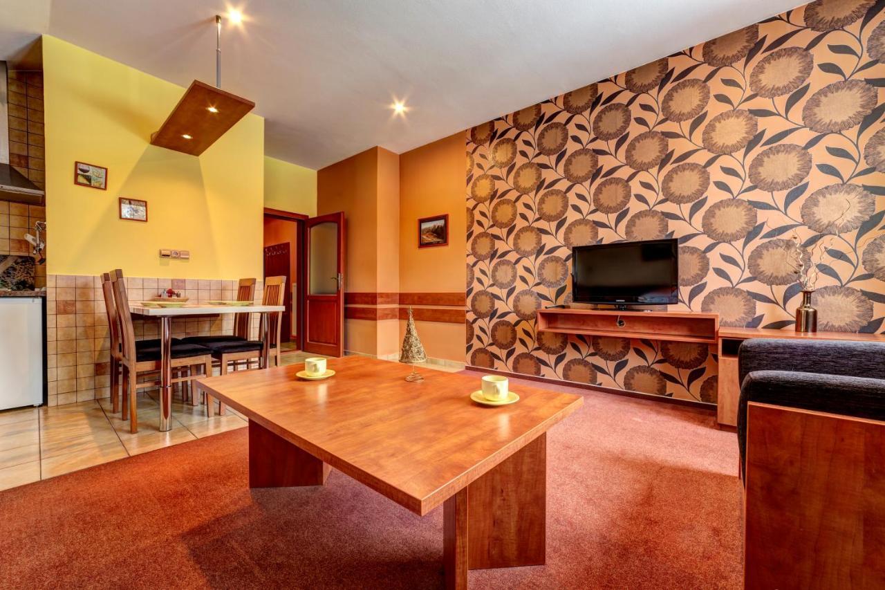 Apartmanovy Dom Slniecko Žiar Extérieur photo