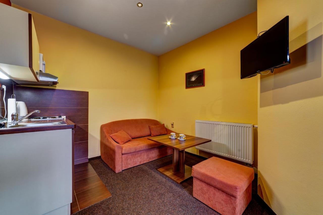 Apartmanovy Dom Slniecko Žiar Extérieur photo